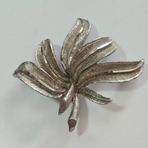 J.S. Silver Tone Vintage Leafy Feathery Brooch
